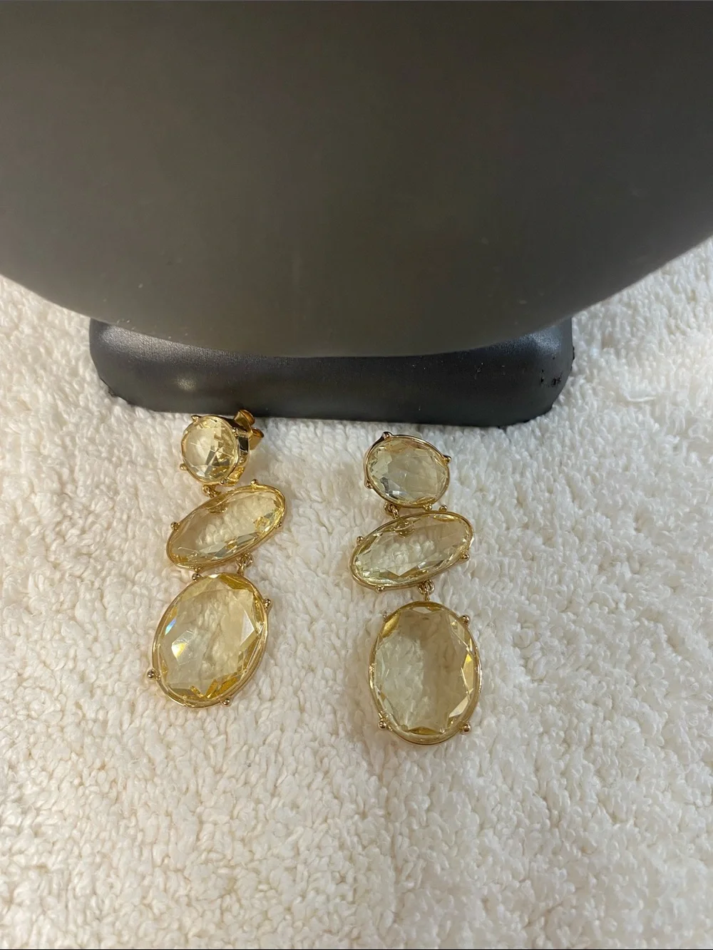 kate spade Gold-Tone Clear Crystal Necklace and Drop Earrings